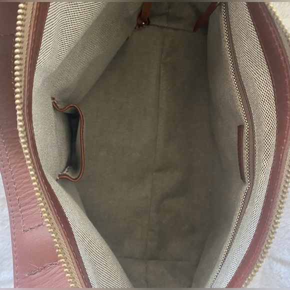 Dooney & Bourke Womens Shoulder Taupe Bag Pebbled Leather Zipper Pockets Med - Picture 5 of 7